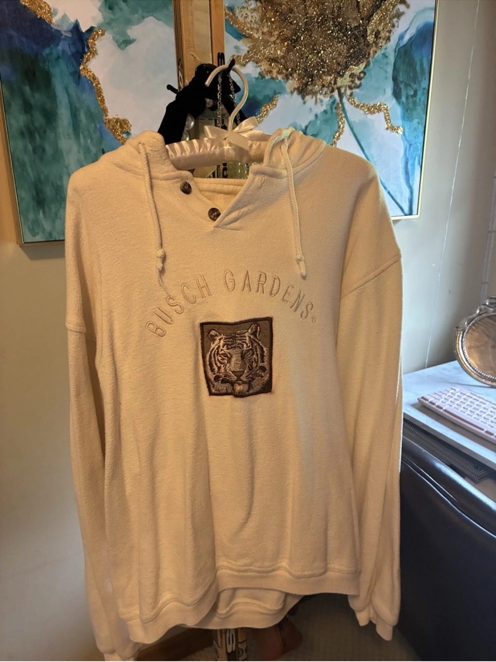 Vintage Habitat Wilderness Busch Gardens Tiger Hoodie Embroidered White Henley M